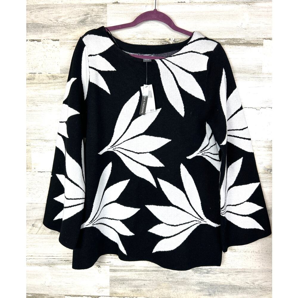 Chelsea & Theodore Womens L Black White Floral 3/4 Wide Sleeve Sweater NWT